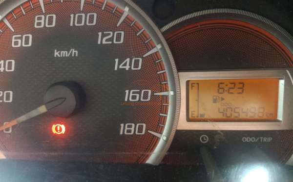DAIHATSU  XENIA