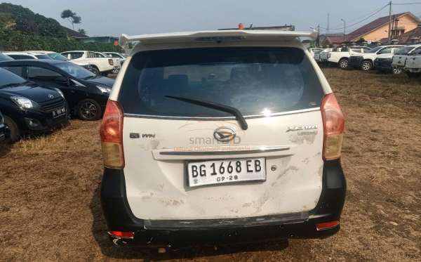 DAIHATSU  XENIA