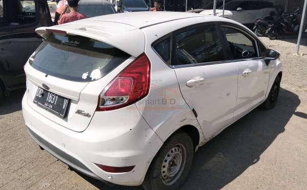 FORD FIESTA 1.5L