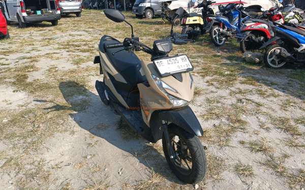 HONDA  BEAT STREET