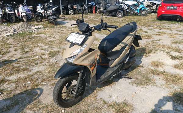 HONDA  BEAT STREET