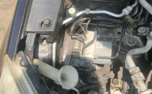 HONDA CR-V RE1 2WD 2.0 A/T