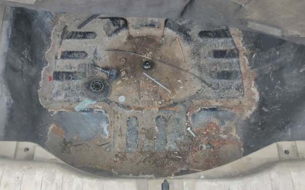 HONDA CR-V RE1 2WD 2.0 A/T