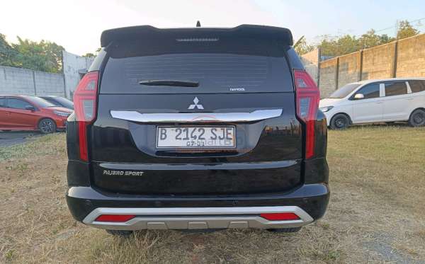 MITSUBISHI PAJERO SPORT 2.5L EXCEED (4X2)