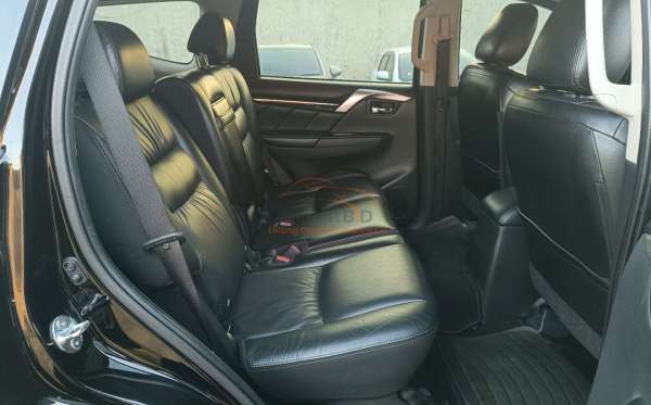 MITSUBISHI PAJERO SPORT 2.5L EXCEED (4X2)