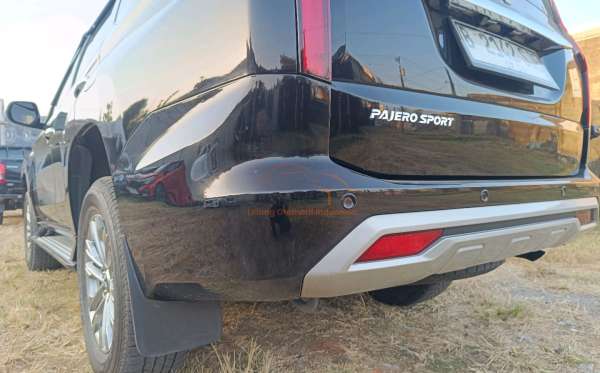 MITSUBISHI PAJERO SPORT 2.5L EXCEED (4X2)