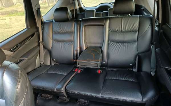 MITSUBISHI PAJERO SPORT 2.5L EXCEED (4X2)