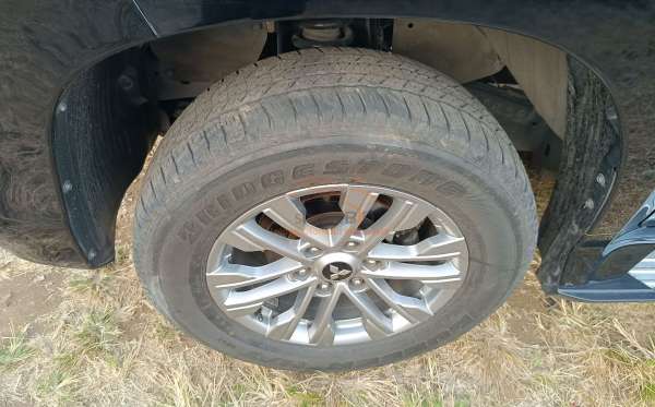 MITSUBISHI PAJERO SPORT 2.5L EXCEED (4X2)