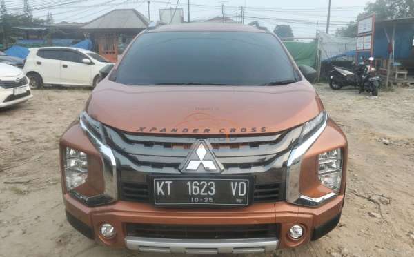 MITSUBISHI XPANDER CROSS 1.5 L