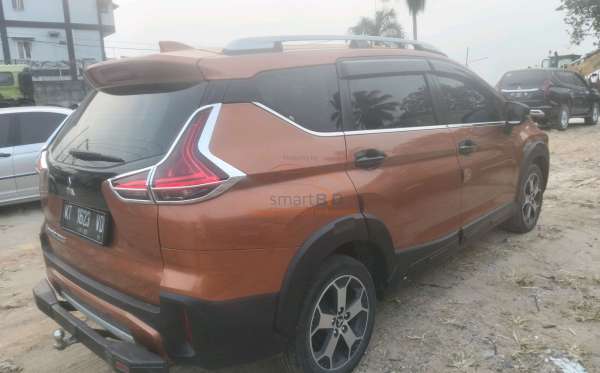 MITSUBISHI XPANDER CROSS 1.5 L