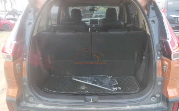 MITSUBISHI XPANDER CROSS 1.5 L