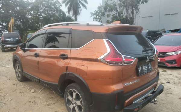 MITSUBISHI XPANDER CROSS 1.5 L