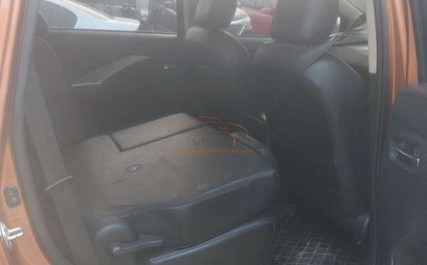 MITSUBISHI XPANDER CROSS 1.5 L