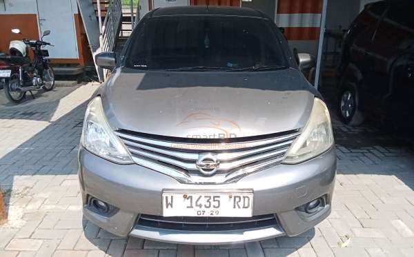 NISSAN GRAND LIVINA 1.5 SV
