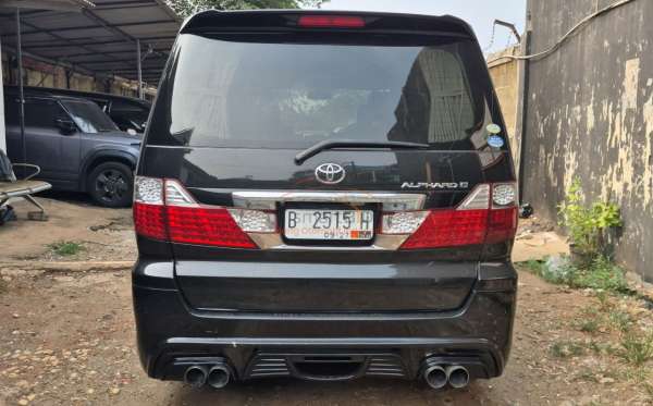TOYOTA  ALPHARD  2.4 2WD