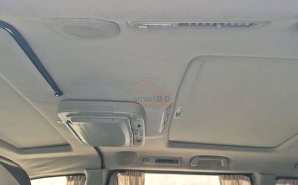 TOYOTA  ALPHARD  2.4 2WD