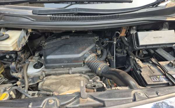 TOYOTA  ALPHARD  2.4 2WD