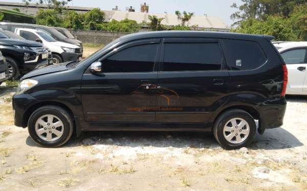 TOYOTA AVANZA 1.3 G