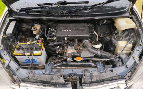 TOYOTA AVANZA