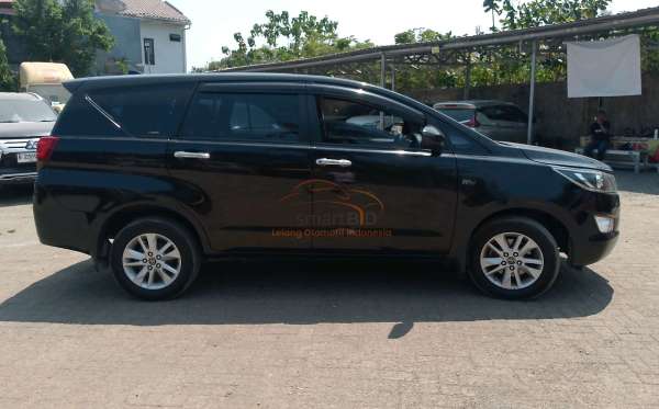 TOYOTA INNOVA G