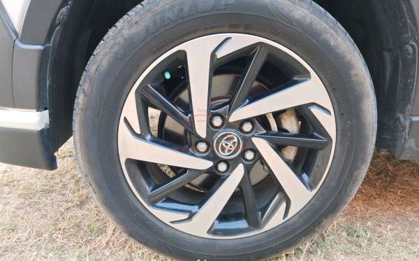 TOYOTA RUSH TRD SUPORTIVO