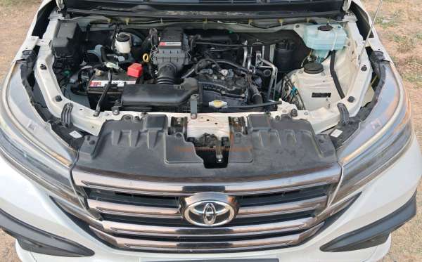 TOYOTA RUSH TRD SUPORTIVO