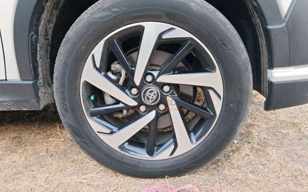 TOYOTA RUSH TRD SUPORTIVO