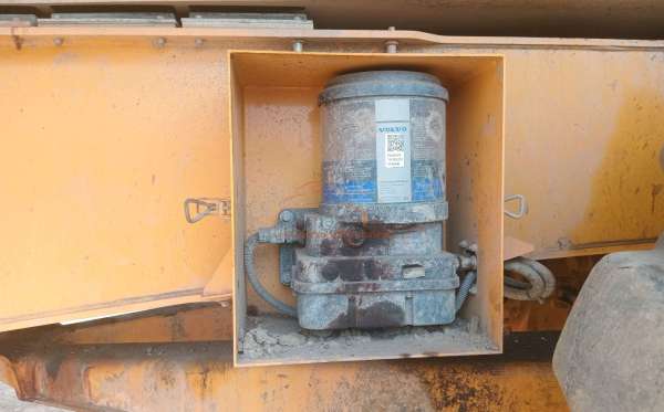 VOLVO ADT A40G