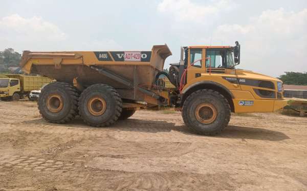 VOLVO ADT A40G