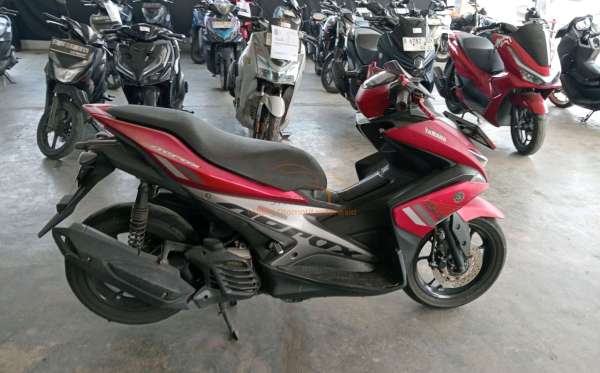 YAMAHA AEROX 155