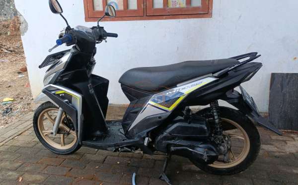 YAMAHA MIO M3 CW
