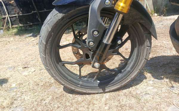 YAMAHA XSR 155