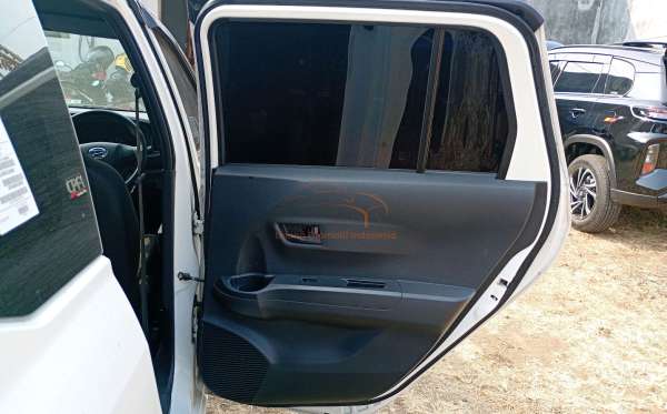 DAIHATSU SIGRA D