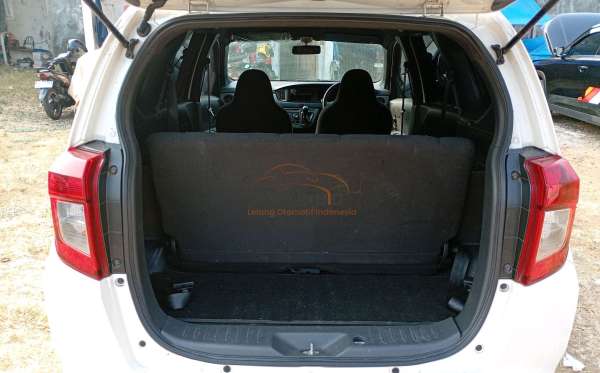 DAIHATSU SIGRA D