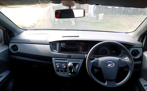 DAIHATSU SIGRA D