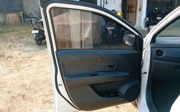 DAIHATSU SIGRA D