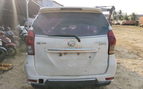 DAIHATSU  XENIA