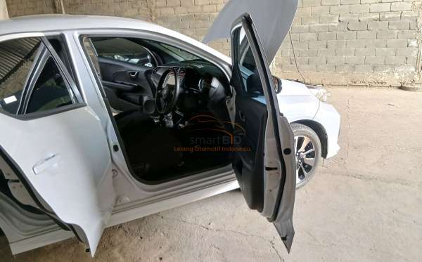 HONDA BRIO RS