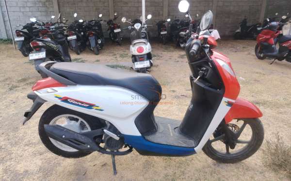 HONDA GENIO CBS