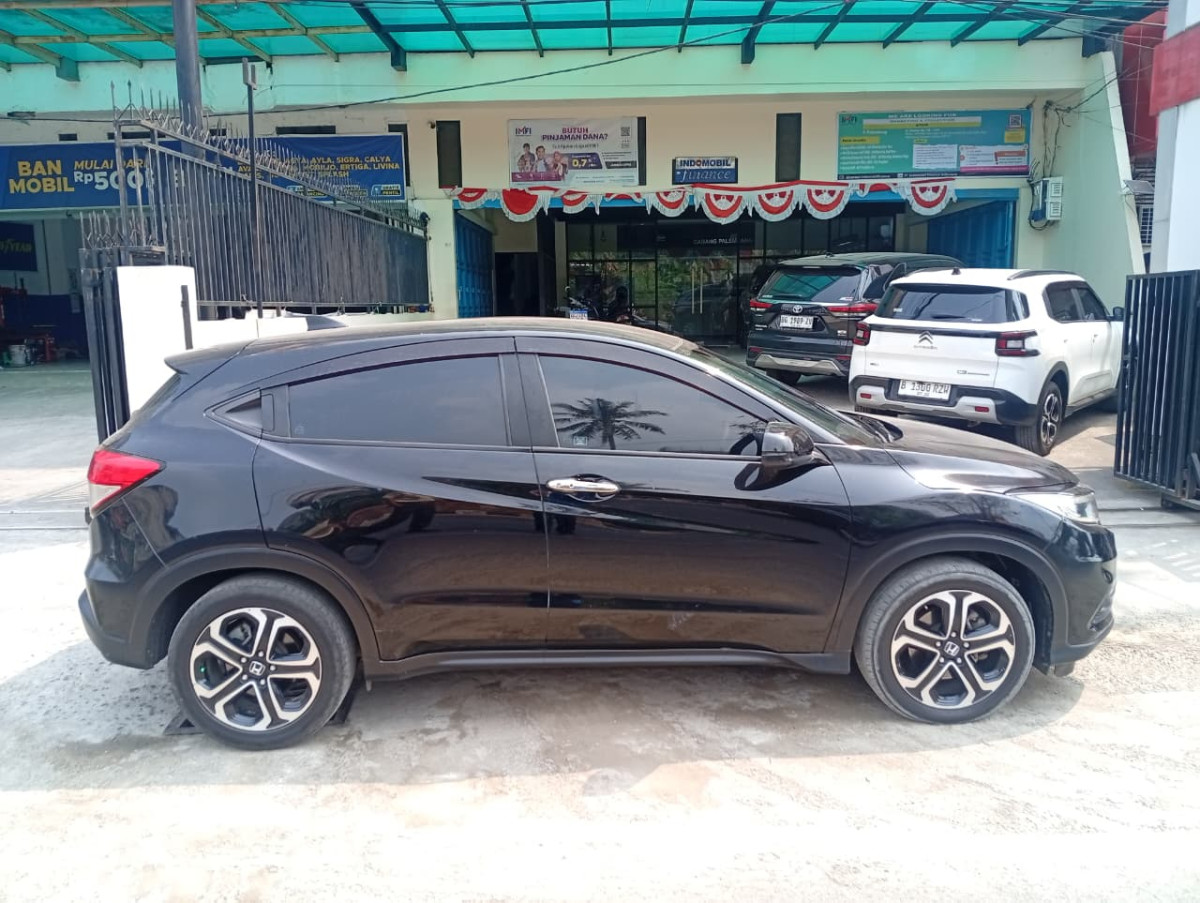 HONDA  HRV  RU1 1.5 E
