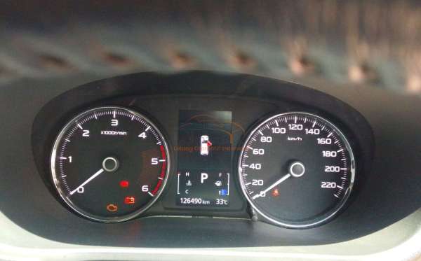 MITSUBISHI PAJERO SPORT 2.5L EXCEED (4X2)