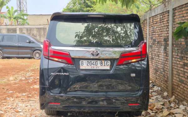 TOYOTA ALPHARD 2.5 G