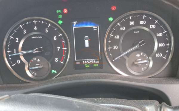 TOYOTA ALPHARD 2.5 G