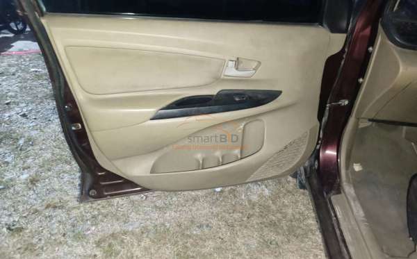 TOYOTA AVANZA 1.3 G