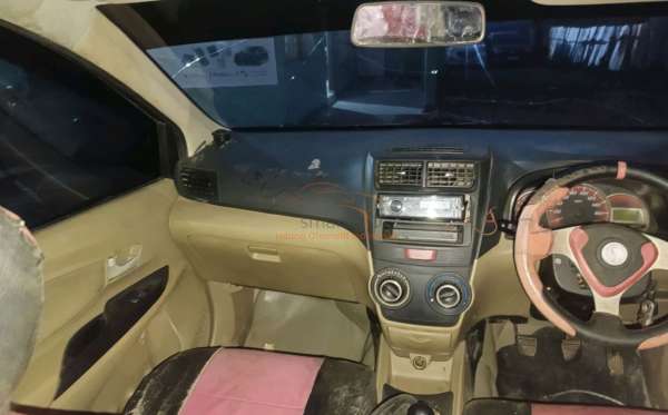 TOYOTA AVANZA 1.3 G