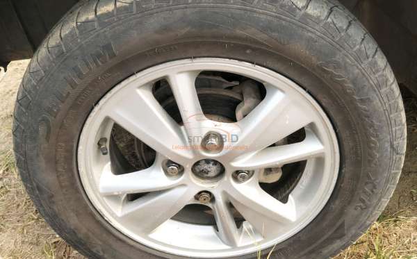 TOYOTA  AVANZA