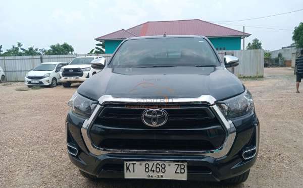 TOYOTA HILUX 2.4G DC 4X4