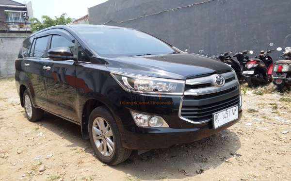 TOYOTA INNOVA 2.4 G