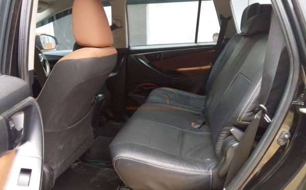 TOYOTA INNOVA 2.4 G