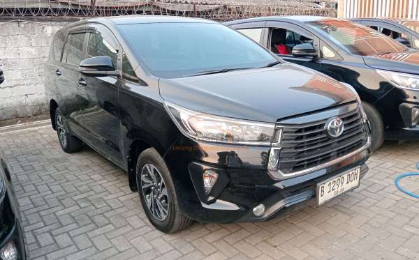 TOYOTA INNOVA 2.4 G